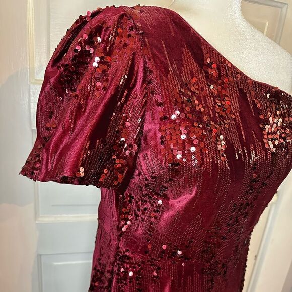 NWTs Kensie One Shoulder Fit & Flare Sequin Dress Size 14 - Picture 4 of 10